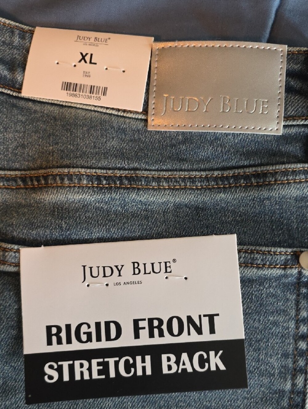 Judy Blue Rigid Magic Studded Pocket Jean Shorts - Picture 6 of 7